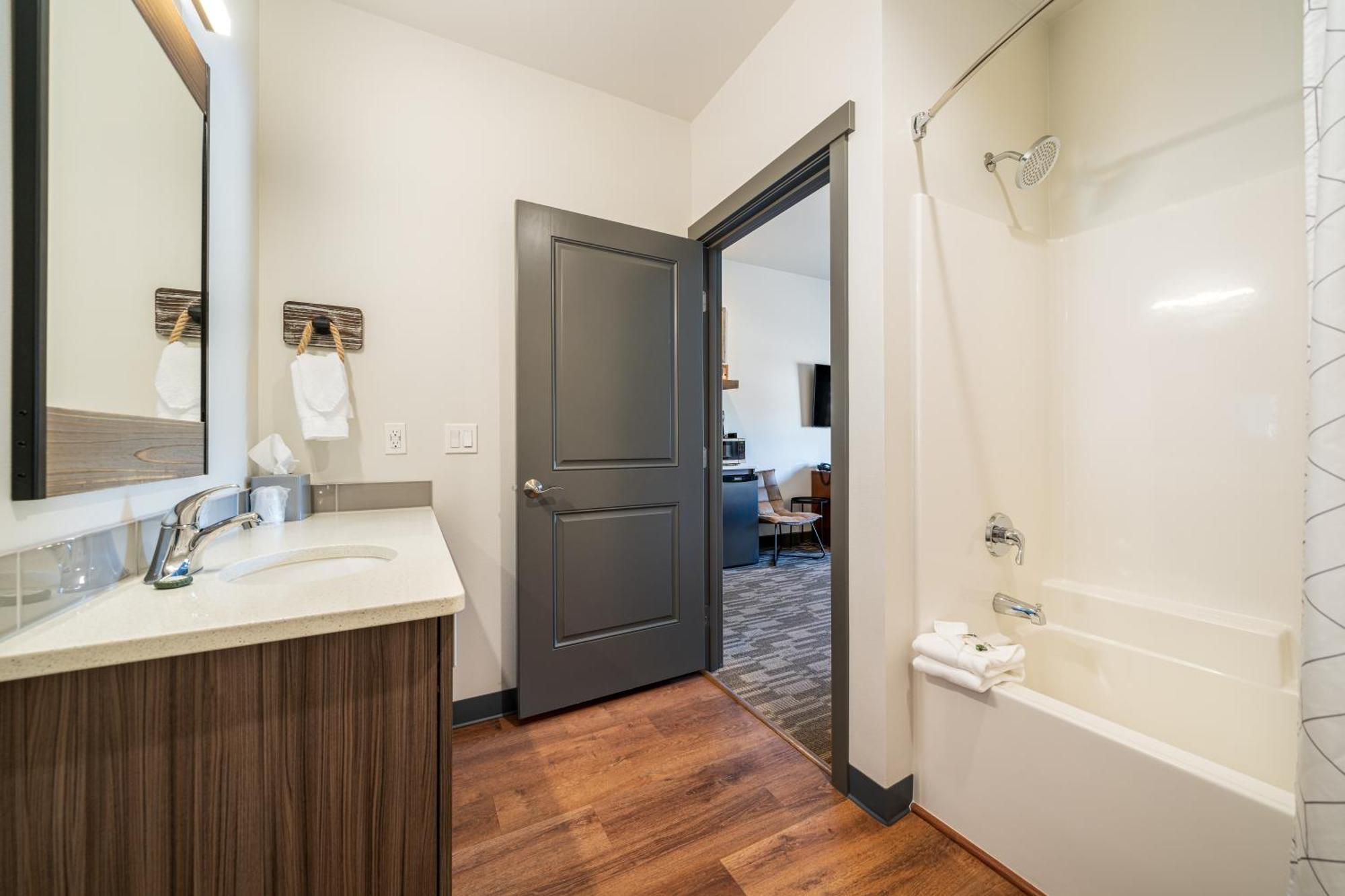 The Lodge Lake Chelan Manson المظهر الخارجي الصورة